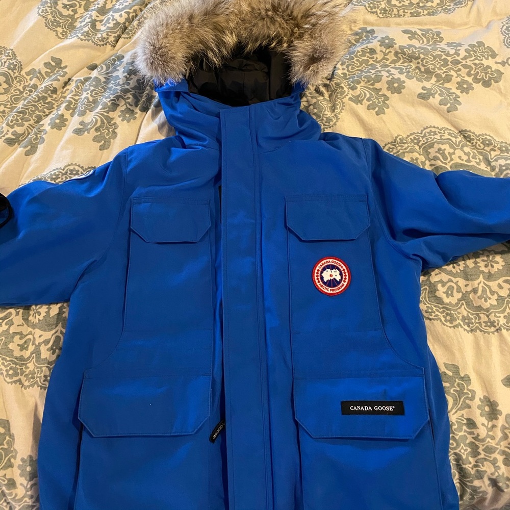 Canada Goose Boys Medium